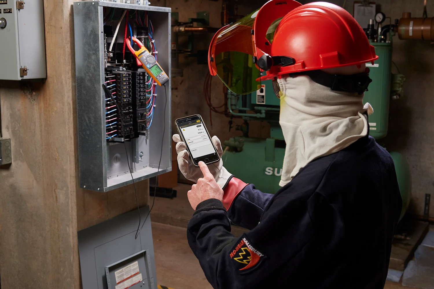 Current Clamps What they are, the different types, and their applications